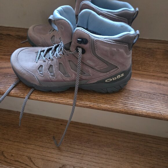 Hiking boots - Picture 3 of 8